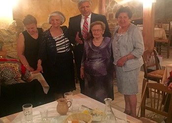 Στην συνεστίαση του συλλόγου «Ο Άγιος Ιωάννης»