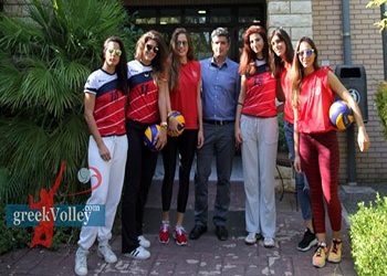 Ωραίες, ταλαντούχες και έτοιμες για το σερβίς