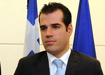 Στην εντατική ο Θάνος Πλεύρης