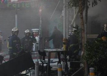 Νεκρή γυναίκα από την έκρηξη στα Everest στην πλ. Βικτωρίας