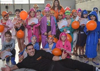 Επιτυχημένη η Χριστουγεννιάτικη γιορτή των σχολών κολύμβησης του Νηρέα Χαλανδρίου