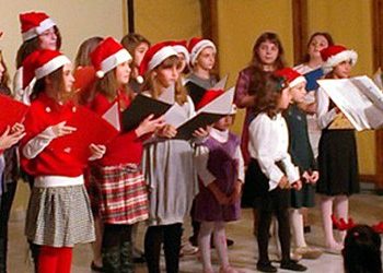 Χριστούγεννα στην πόλη με επίκεντρο τα παιδιά