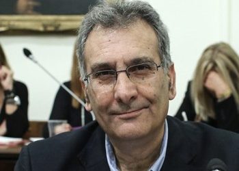Επίθεση κουκουλοφόρων στο σπίτι του προέδρου του ΟΑΣΑ