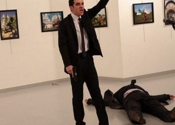 Δολοφόνησαν τον Ρώσο πρέσβη στην Άγκυρα (Video)