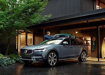 Volvo V90 Cross Country: Προσθέστε πάθος στη ζωή σας