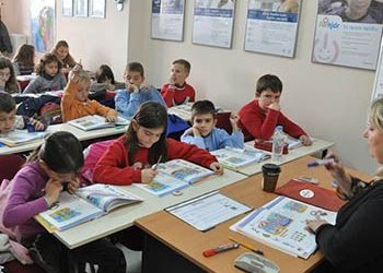 «Να αντιπαλέψουμε ξενοφοβικές και ρατσιστικές αντιλήψεις, που στοχοποιούν παιδιά»