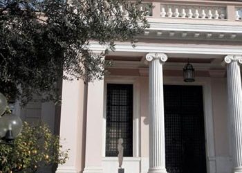 Με ειρωνείες απάντησε η κυβέρνηση στον Τόμσεν