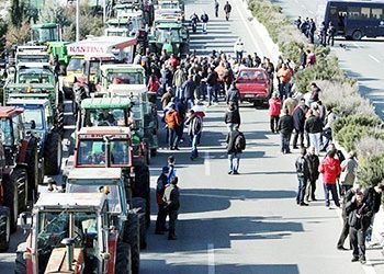 Ο μήνας των… τρακτέρ