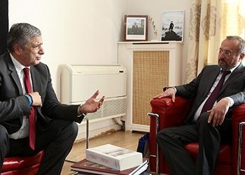 Συνάντηση Πατούλη με τον Γάλλο πρέσβη Christophe Chantepy