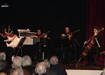 Συναυλία του Θωμά Μπακαλάκου στο Πολιτιστικό Κέντρο Δ.Κ. Μελισσίων