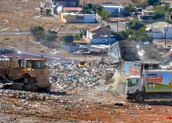 «Μπαλάκι» η ευθύνη της διαχείρισης αποβλήτων