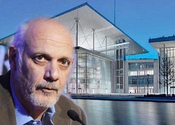 Παραίτηση-βόμβα Κιμούλη από το ίδρυμα Σ. Νιάρχος