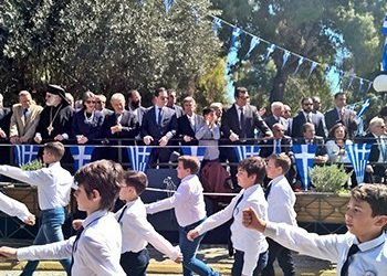 Με κάθε επισημότητα το Μαρούσι γιόρτασε την 25η Μαρτίου