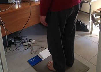 Εξέταση πελματογράφίας σε μέλη των ΚΑΠΗ