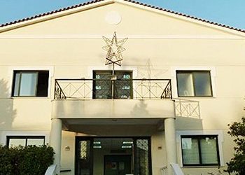 ΚΑΠΗ και Β’ Γυμνάσιο γιόρτασαν μαζί την 25η Μαρτίου