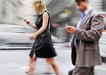 Κεραίες και κινητά με μέτρο και κανόνες