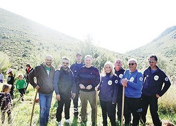 Σε μαθητική δενδροφύτευση στη Νέα Μάκρη ο ΣΠΑΠ