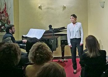 Μια βραδιά με την Αθηνά Καστρινάκη