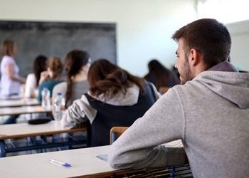 Στις 9 Μαΐου λήγουν τα μαθήματα στα Λύκεια