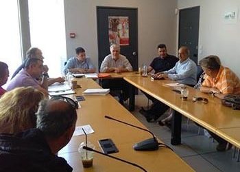 Η «ΑΓΙΑ ΠΑΡΑΣΚΕΥΗ Η ΠΟΛΗ ΜΑΣ» κοντά στους Εμπόρους και Βιοτέχνες της πόλης