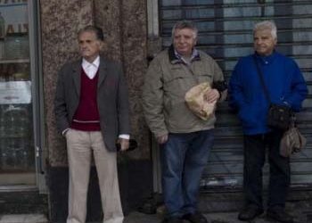 Die Welt: Σχεδόν οι μισοί Γερμανοί υπέρ του κουρέματος