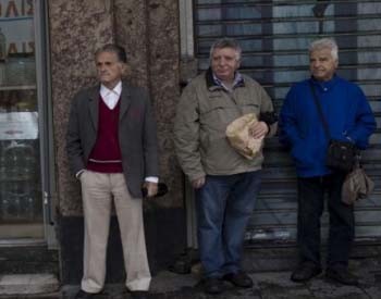 Die Welt: Σχεδόν οι μισοί Γερμανοί υπέρ του κουρέματος