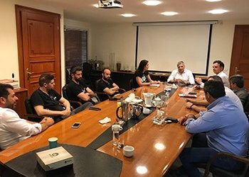 «Στο πλευρό όλων των επαγγελματικών ομάδων της πόλης»