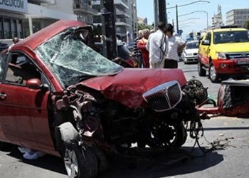 Σφοδρό τροχαίο στη Λ. Συγγρού - Νεκρός ο οδηγός