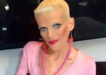 Νεκρή στο διαμέρισμά της βρέθηκε η Νανά Καραγιάννη