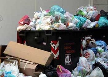 Χωρίς αποκομιδή σκουπιδιών για 4 μέρες