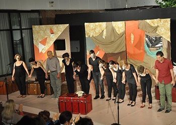 Παραστάσεις που… έκλεψαν την παράσταση