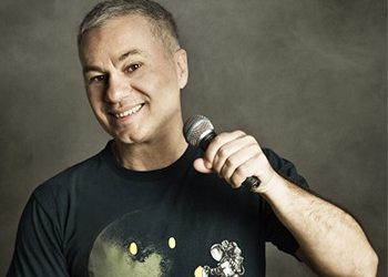 Stand Up Comedy με τον Χριστόφορο Ζαραλίκο