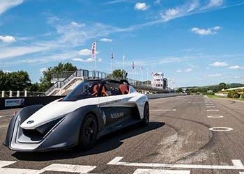 H Nissan με το BladeGlider, γιορτάζει 70 χρόνια στην ηλεκτροκίνηση (Video)