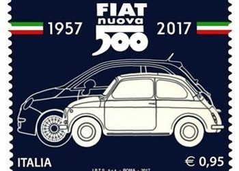 To Fiat 500 σε αναμνηστικό γραμματόσημο