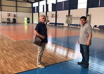 Τις εργασίες στο Κλειστό Γήπεδο Πεύκης επέβλεψε ο δήμαρχος