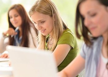 Δωρεάν εργαστήρια προγραμματισμού για τις μαθήτριες του Δήμου Ηρακλείου