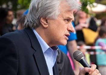 Σταθόπουλος: «Καταδικάζουμε την επίθεση στο δήμαρχο Ελευσίνας»