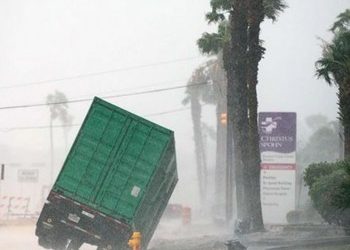 Tυφώνας Χάρβεϊ: Σε κατάσταση φυσικής καταστροφής το Τέξας