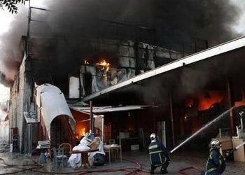 Μεγάλη φωτιά στο Ρέντη