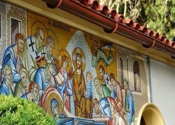 Μέγας εσπερινός και λιτανεία στην Παναγίτσα Κηφισιάς