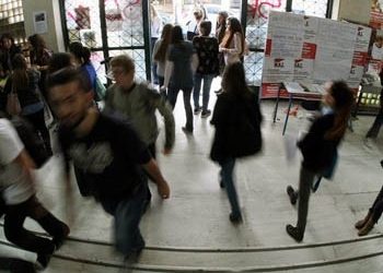 Τι πρέπει να γνωρίζετε για τις εγγραφές σε ΑΕΙ και ΤΕΙ