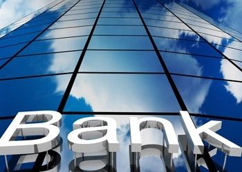 Στην εφορία τα στοιχεία των πελατών με καταθέσεις στο εξωτερικό