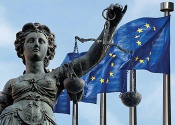 Εκτός υπερβολικού ελλείμματος και μέσα στο «χρυσό κανόνα» η Ελλάδα