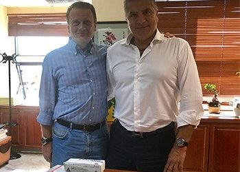 Μεγάλη ποσότητα φαρμάκων παρέδωσε ο Νώντας Γαρδέλης