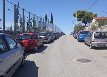 Με… «όπισθεν» στους δρόμους του Ψαλιδίου