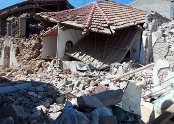 Έκτακτη ενίσχυση 43 εκατ. ευρώ στη Λέσβο για τους σεισμοπαθείς