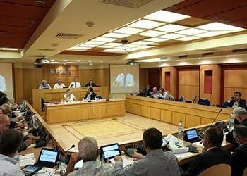 «Δεν ανεχόμαστε νέες περικοπές στην Αυτοδιοίκηση»