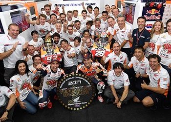 Δεύτερο συνεχόμενο Πρωτάθλημα για τον Marc Marquez  και Triple Crown για τη Honda