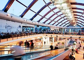 Το AVENUE γιορτάζει 10 χρόνια λειτουργίας & χαρίζει απίστευτα δώρα