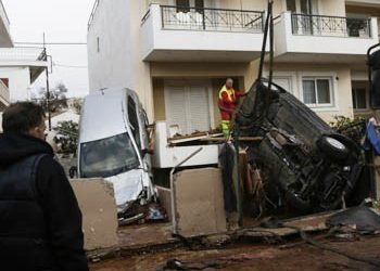 Στους 20 ο τραγικός απολογισμός από την κακοκαιρία